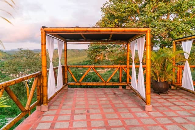 Beautiful natural bamboo cabana hut, used for wedding venue (photo: Shutterstock)