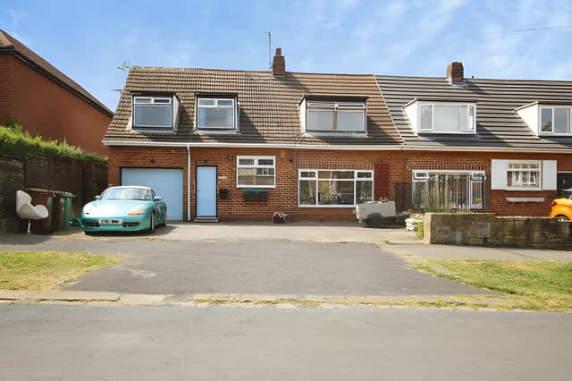 The Oakleigh Avenue home combines a substantial five-bedroom layout with a garage and driveway parking for three cars