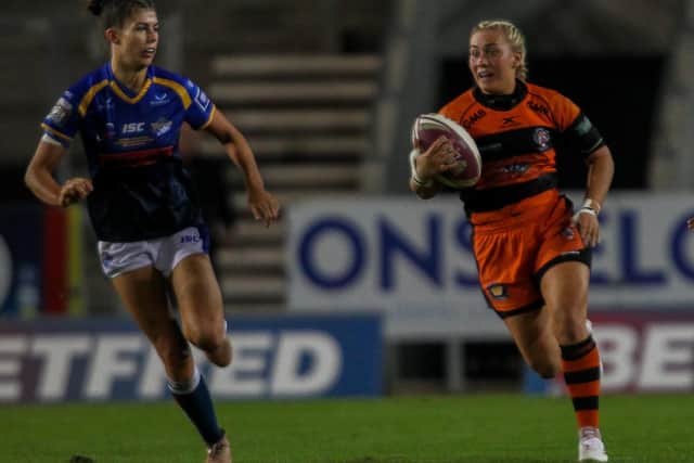 Sinead Peach in action in the Grand Final for Castleford Tigers Women and now set to play for England Women against Papua New Guinea.