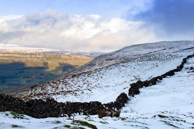 Weather: It's snowing in Wakefield - here's this week's forecast
