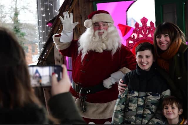 A free outdoor Santa’s grotto experience in Wakefield has helped a children’s hospice raise more than £3,000.