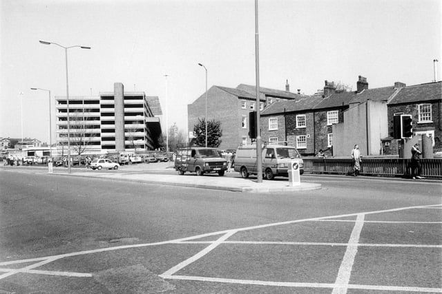 Share your memories of Leeds in 1988 with Andrew Hutchinson via email at: andrew.hutchinson@jpress.co.uk or tweet him - @AndyHutchYPN