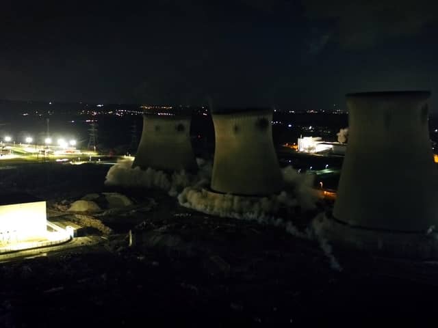 The moment the iconic cooling towers at Ferrybridge Power Station come down