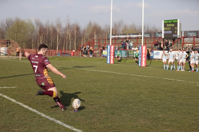 Tom Gilmore about to kick one of his three goals for Batley Bulldogs against Featherstone Rovers. Picture: Neville Wright