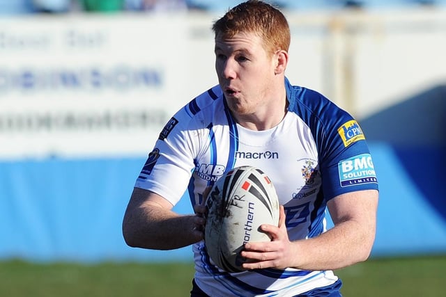 Ian Hardman crossed for four tries as Featherstone Rovers breezed through a second round Challenge Cup tie against amateurs Hunslet Old Boys, winning 86-12.