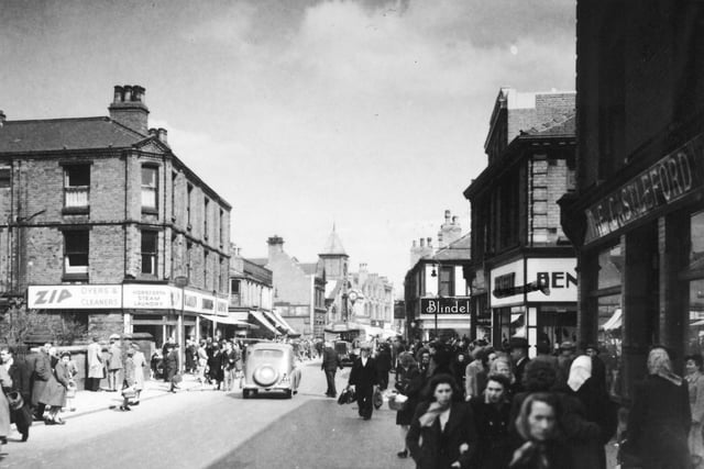 Carlton Street, Castleford, 1947.