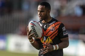 Jason Qareqare has signed a two-year contract extension with Castleford Tigers, keeping him at the club until the end of the 2024 season.
