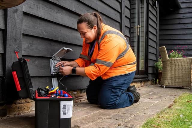Full fibre broadband is up to 10 times faster than the average home broadband connection and around five times more reliable than the traditional copper-based network, providing more predictable, consistent speeds.