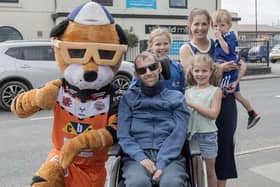 Rob Burrow and his family met Castleford Tigers mascot JT at the Griffin Inn fundraiser which raised £3,300/