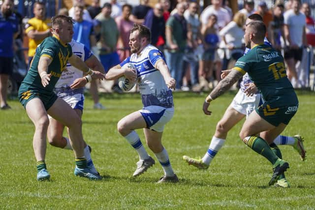 Lock Lane found themselves with an uphill task after trailing 28-0 at half-time to National Conference League leaders West Hull, but had the better of the second half to their credit.