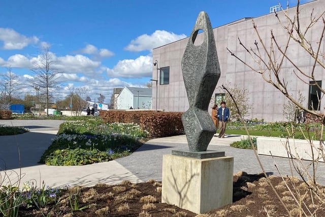 Sunny day at The Hepworth, by Angela Coggins