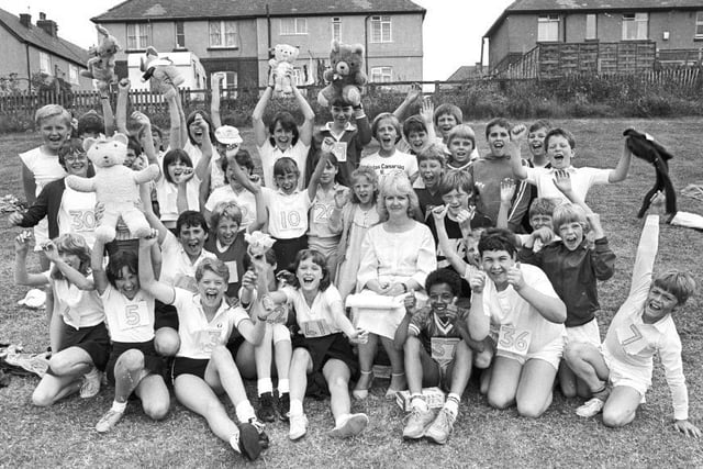 Altofts Middle School sports day, July 1985.