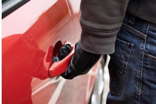 Police are urging car owners to be on their guard after reports of steering wheel thefts in Castleford.
