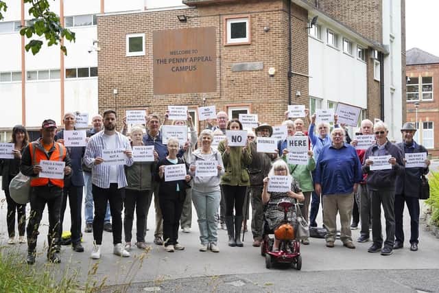 More than 200 people have objected to plans which they claim could pave the way for Thornes Park becoming a home to a round-the-clock call centre.