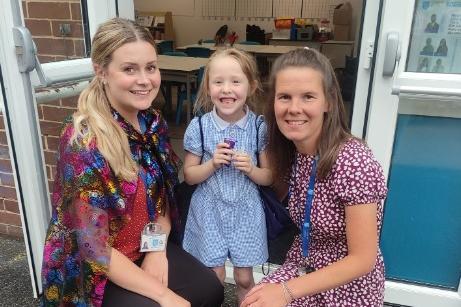Leeanne Cusworth said: "Last photo of Paisley from Year 1 Rookeries with the best two teachers ever, Miss Clarke & Miss Clarke ❤️Forever grateful for how they've been a part of shaping and encouraging her for the last year."
