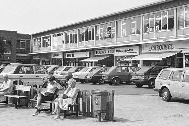 Remember these shops? What about these cars?!