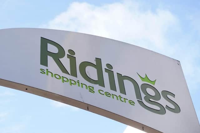 Senior councillors in Wakefield are to decide on making a formal offer to buy The Riding Shopping Centre.