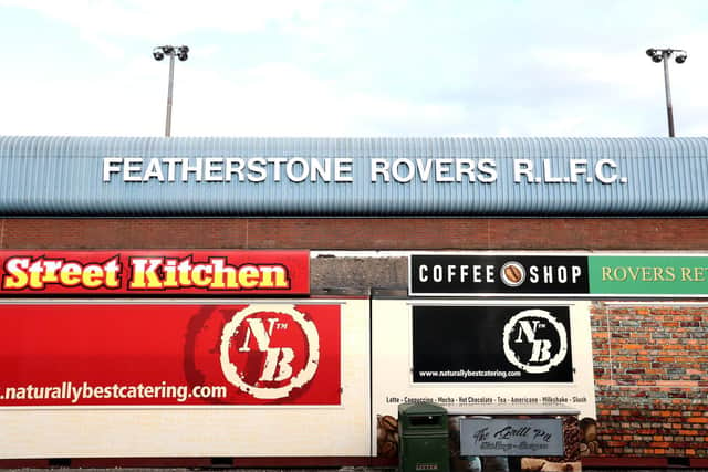 1,600 fans will be allowed in to watch Featherstone Rovers play tonight.