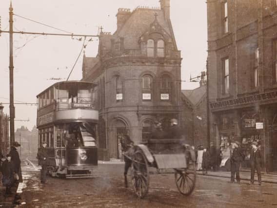 The junction of Station Road, Bank Street and Carlton Street, Castleford around 1910.
