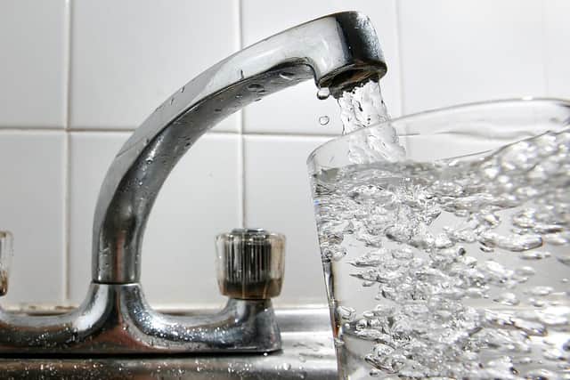 Drinking water increases the metabolic rate. Photo: Getty Images