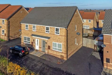 This three bedroom home in Pontefract is currently available on Rightmove for £210,000.