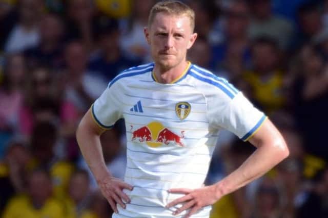 Sean Longstaff went close to scoring twice late on for Leeds United at Sunderland.