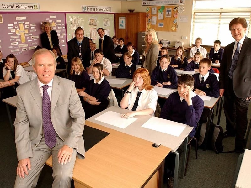 Wakefield City High School, Good Ofsted in 2005. Head Alan Yellup with his Senior Leadership Team and pupils.