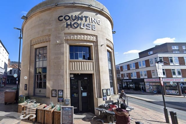 There is lots going on at the Counting House, from music to live sports. They have also got you covered with alcohol-free drinks and mocktails to choose
from. Prices for mocktails start from £4.50, including non-alcoholic versions of mojitos and daiquiris.

Opening times:
Monday to Thursday 12pm - 11pm
Friday 12pm - 12.30am
Saturday 12pm - 1.30am
Sunday 12 - 11.30pm.