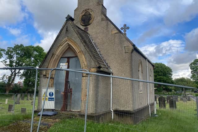 The twin buildings at the entrance to Knottingley Cemetery have stood for over 160 years but have been unused for more than a decade. LDRS image