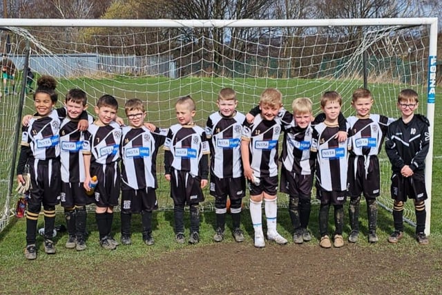 The Airedale FC under 9s team