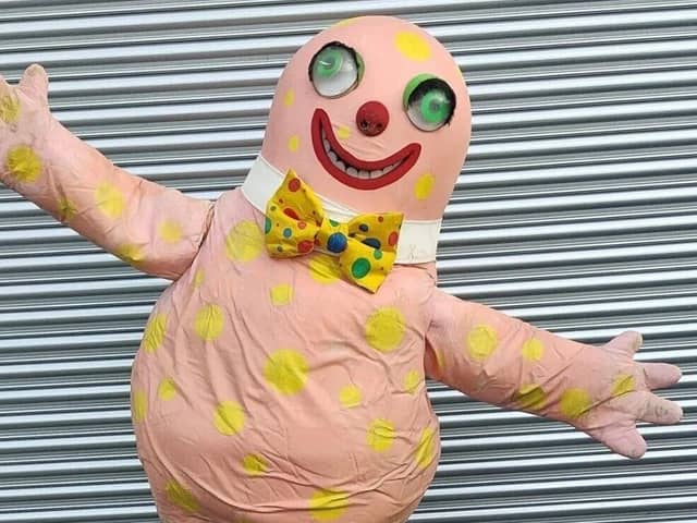 Complete with bow tie, toothy grin and green jiggling eyes, the 30-year-old costume was handmade for the BBC TV show Noel's House Party in the 1990s. Credit to eBay/mrwifey01