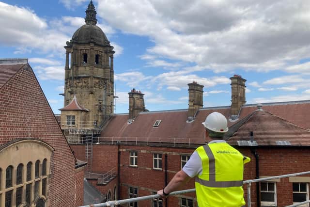 Wakefield Council's cabinet members voted in favour of spending a further £8.2m to cover the cost of a full roof replacement and repairs to windows and masonry at County Hall, taking the overall project cost to £14.1m. LDRS image