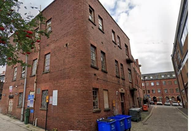 Plans have been approved to convert a former Methodist chapel and neighbouring postal building, on Market Street and Albion Court, Wakefield, into apartments. Google image