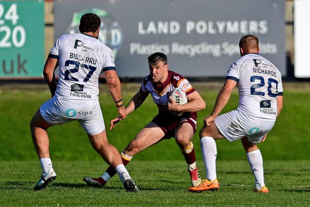 Batley Bulldogs in action against Toulouse.