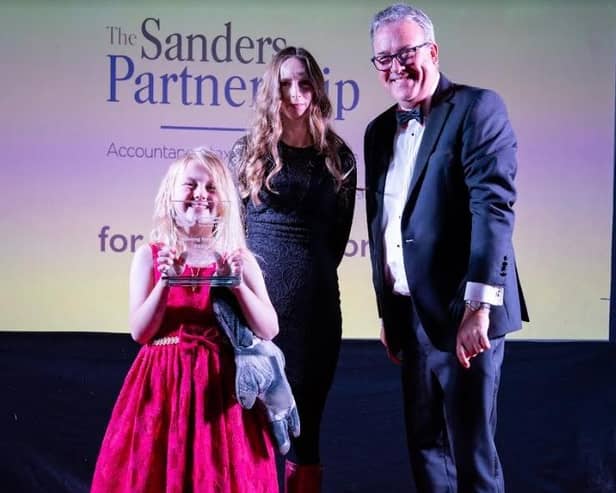 Alba Stogden with Marie Szczepansk of the Sanders Partnership, sponsors of the People’s Choice award and Duncan Wood, the host of the evening. (Image by Andy Plues of Ja Ja Photography)