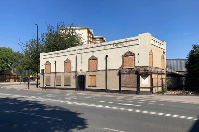 Plans to convert the former Grey Horse pub, on Kirkgate, Wakefield, into offices have been rejected.
