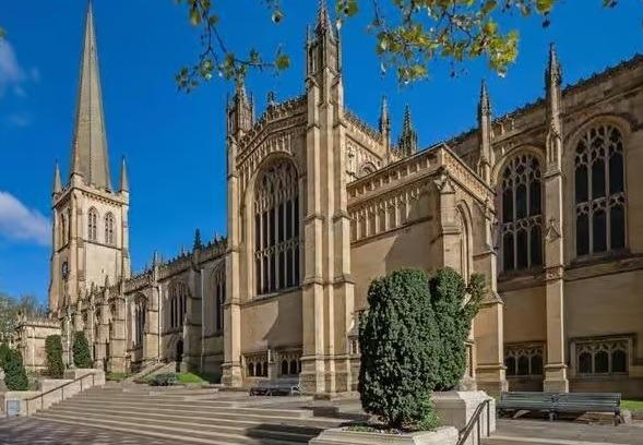 The Beatles candlelight spectacular coming to Wakefield Cathedral