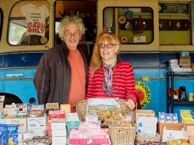 Pete Hennessy and Janet Thompson