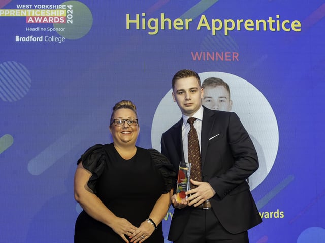 Award winner Leo Girdlestone, of Jet2.com & Jet2holidays, with Kirsty Beckett