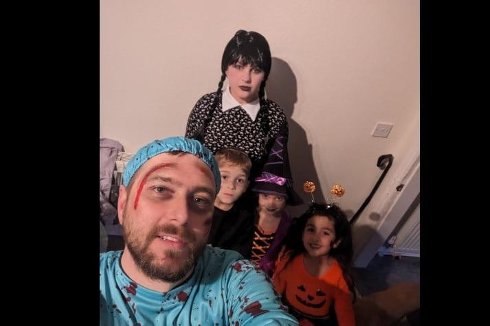 Lee Slater shared his spooky family photo.