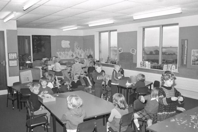 October 1980 - Emley School new classrooms.