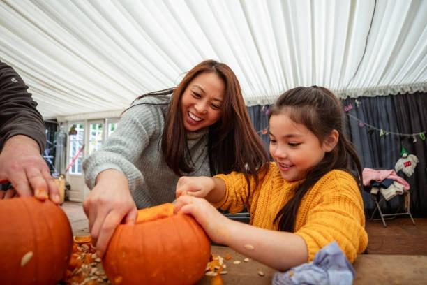 On October 28, Castleford will be transformed into a Halloween wonderland with the return of the Spooktacular Markets which feature a wide variety of free activities offering everything from creating your own pumpkin masterpiece to turning it into something healthy to eat.
