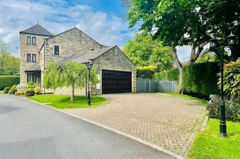 This stunning five bedroom family home, located in a most prestigious area of Sandal, is available for £755,000.