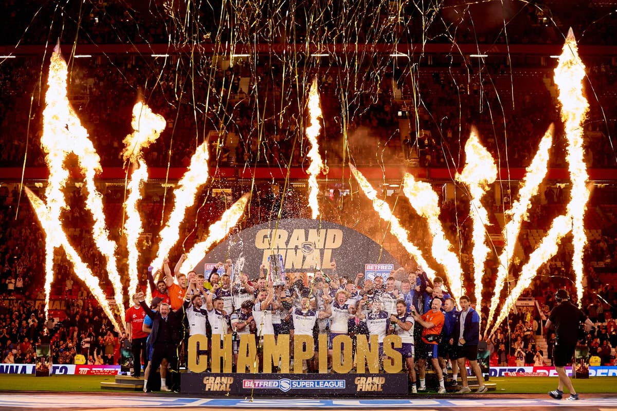 Open top bus parade and civic reception planned in honour of Wakefield ...