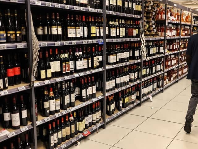 'Pints' of wine to be stocked on supermarket shelves, pubs, clubs and restaurants for the first time
