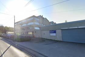 An application has been made to Wakefield Council to operate a 24-hour online alcohol sales warehouse at the former Bezier print factory, on Balne Lane.