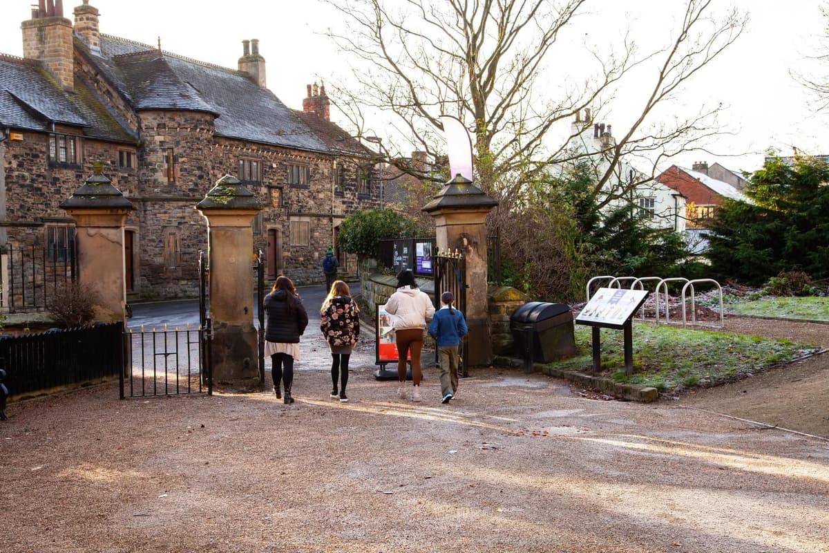 Arbeiten zur Verbesserung des Zugangs zu Pontefract Castle sollen beginnen