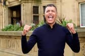 Wakefield’s Chris Kamara will be joining school children in a running challenge for Children in Need after they cheekily brought Olympian Jonny Brownlee out of retirement.