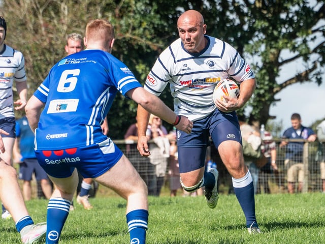 Nathan Hammond returned after injury to add firepower to Featherstone Lions' attacks.