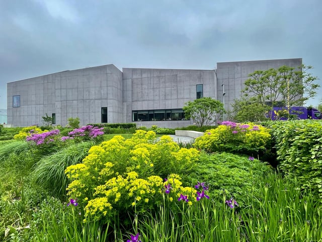 The Hepworth Wakefield, captured by Steve Turner.